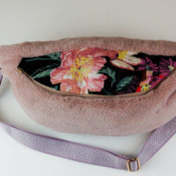 Sac banane fourrure rose canevas fleurs